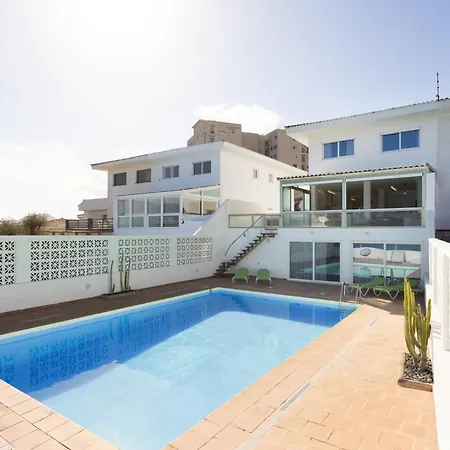 Home2book Stunning Sea Views House, Private Pool Tatil Evi *