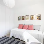 Casa de Férias Home2book Stunning Sea Views House, Private Pool *