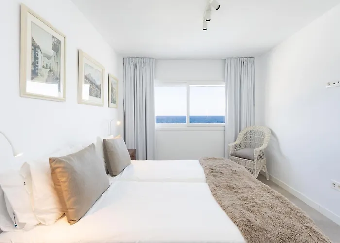 Home2book Stunning Sea Views House, Private Pool