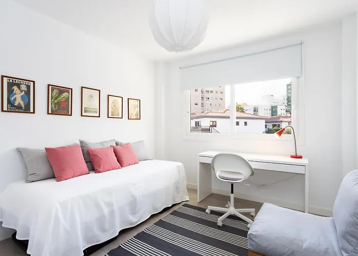 Дом отдыха Home2book Stunning Sea Views House, Private Pool *