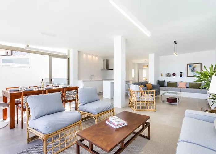 Дом отдыха Home2book Stunning Sea Views House, Private Pool Канделария