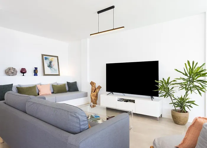 Home2book Stunning Sea Views House, Private Pool Канделария