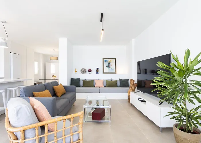 Home2book Stunning Sea Views House, Private Pool Дом отдыха *