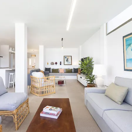 Home2book Stunning Sea Views House, Private Pool Candelaria